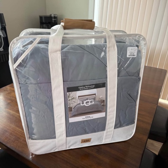 UGG Other - Ugg Twin Comforter Set